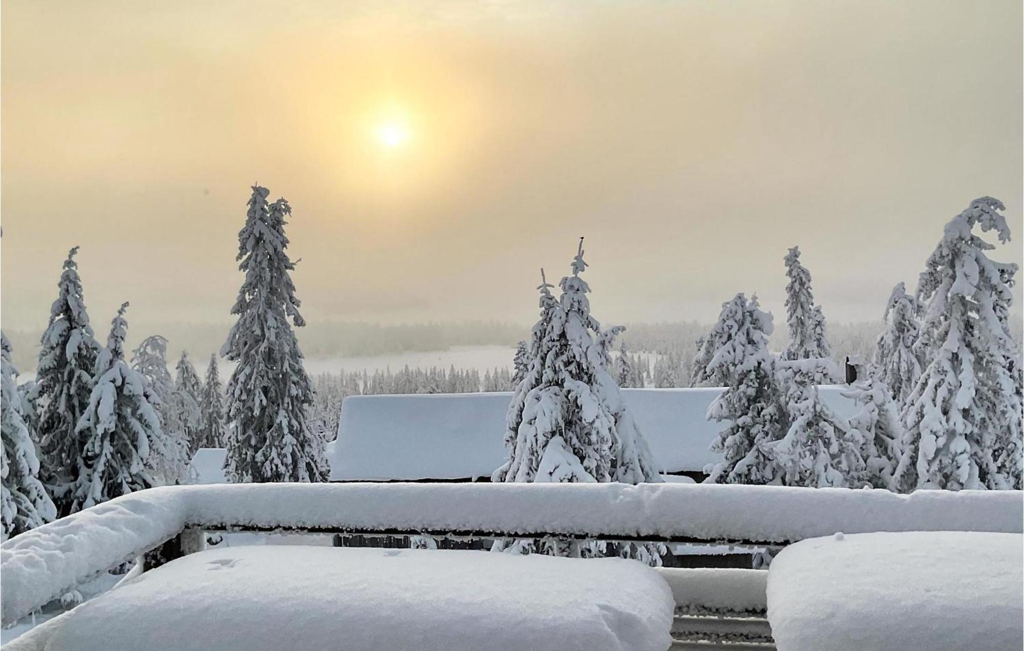 Amazing Home In Sjusjoen With Kitchen Екстер'єр фото