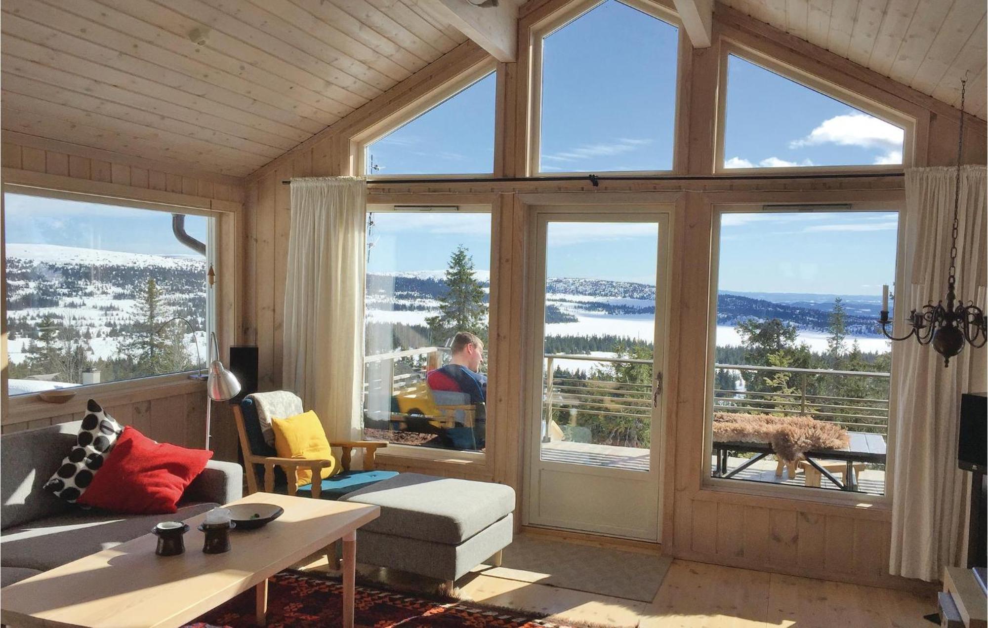 Amazing Home In Sjusjoen With Kitchen Екстер'єр фото